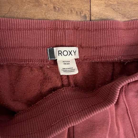 Roxy Burgundy Pants - Picture 2 of 2